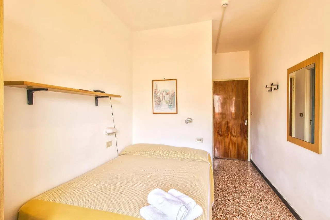 Hotel Minerva Pietra Ligure 2*,  Italy